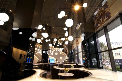 合正匯一城銷售中心 互聯(lián)網(wǎng)時(shí)代下的工藝美術(shù)品營銷新范式